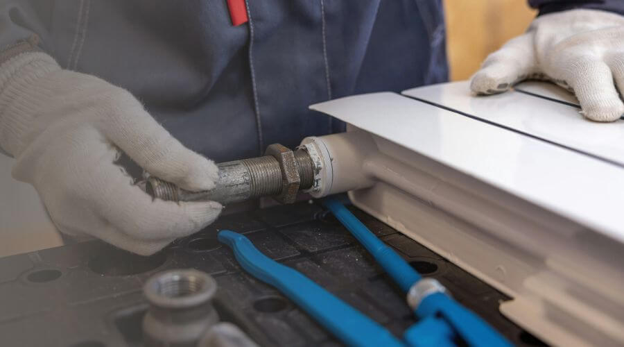 Professional water heater repair in Bowen, IL